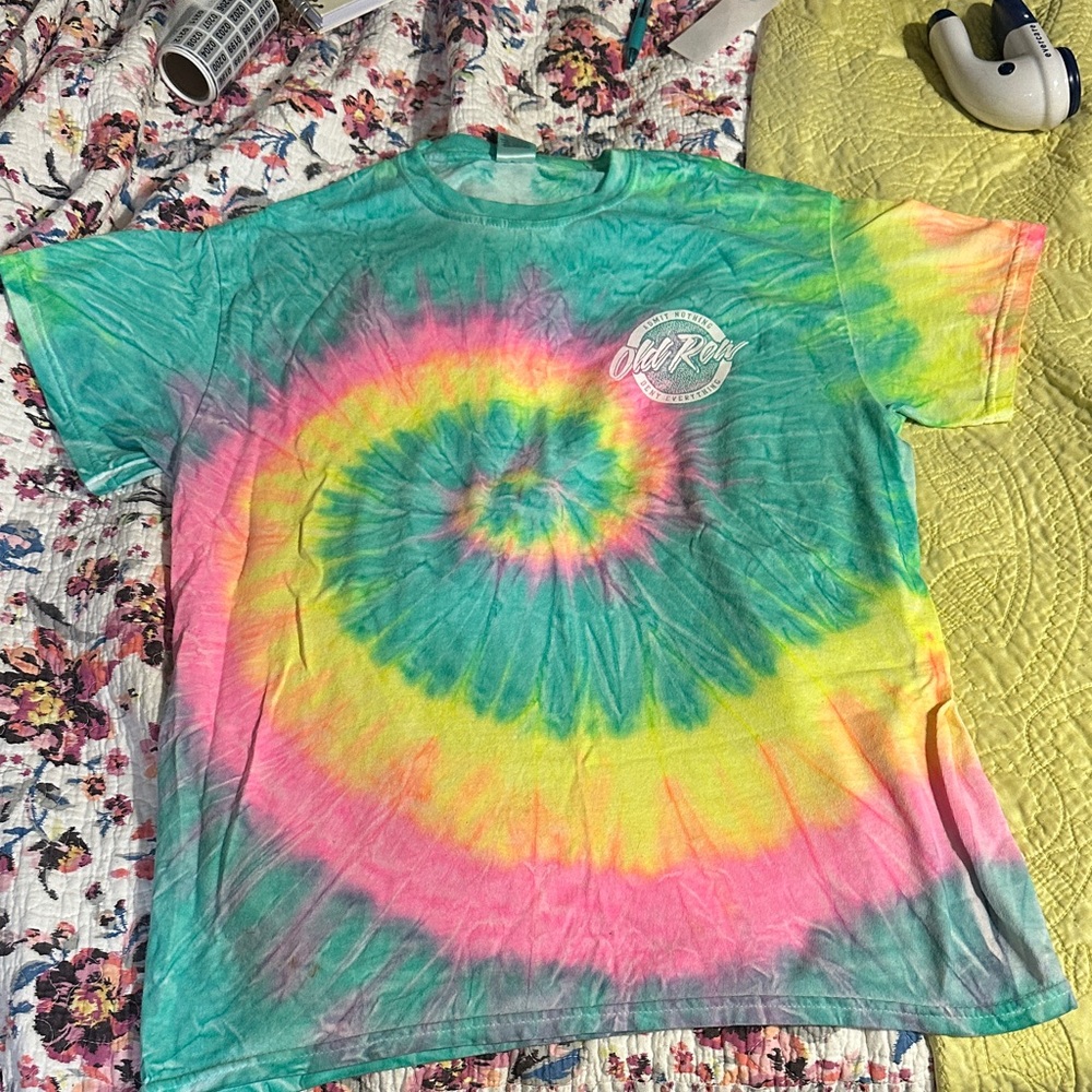 Old Row Women's Tie-Dye Short Sleeve Tee - Multicolor